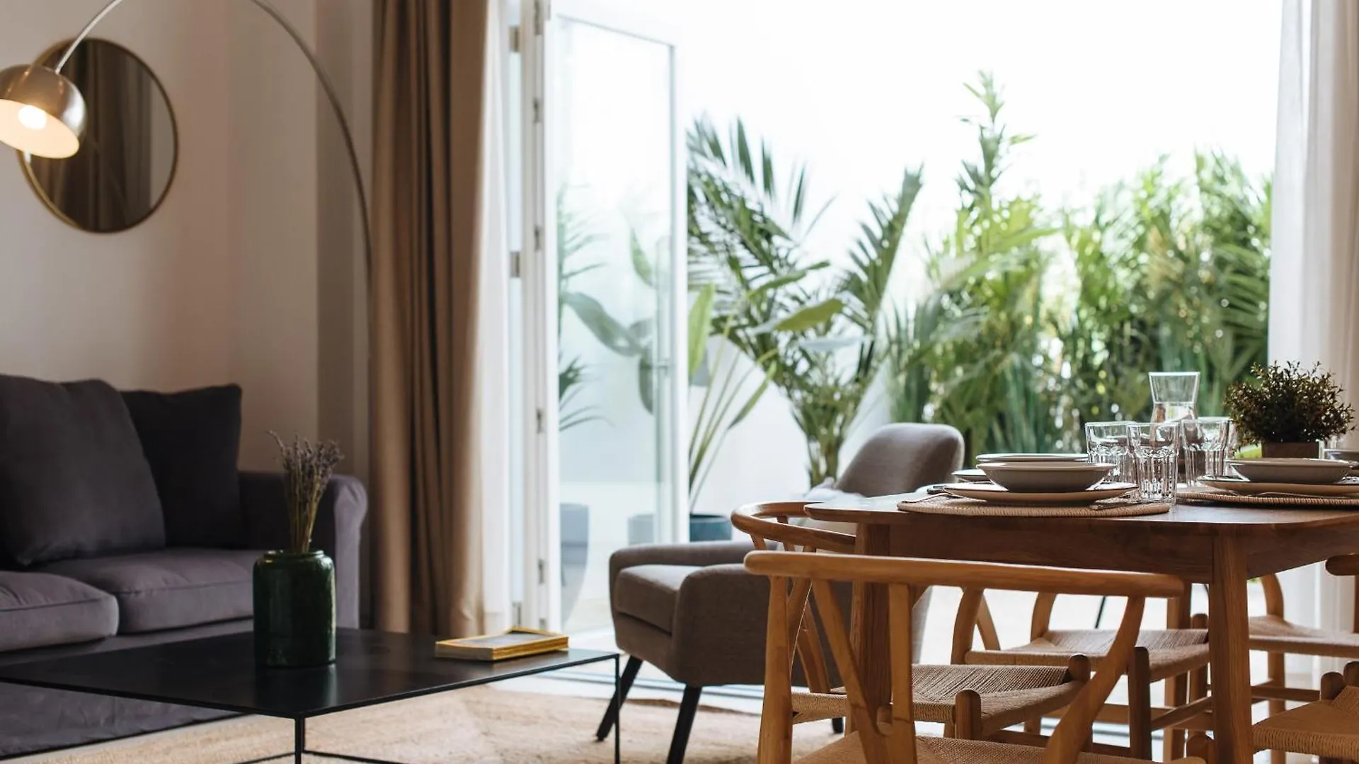 Eva Recommends Castellar Pool & Terrace Apartment Seville 0*,