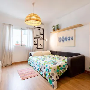 Apartamento Cr Alameda Amplio Y Traquilo Apartameto Parejas, Sevilla