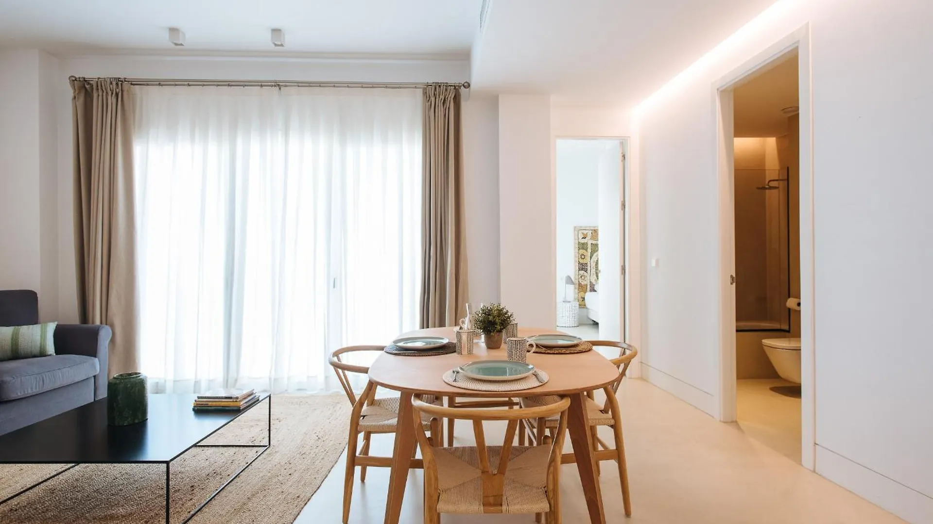 Eva Recommends Castellar Pool & Terrace Apartment Seville