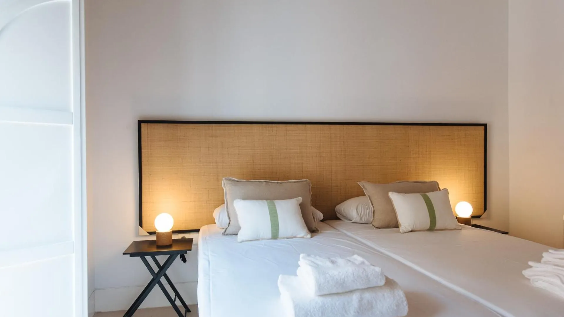 Eva Recommends Castellar Pool & Terrace Apartment Seville
