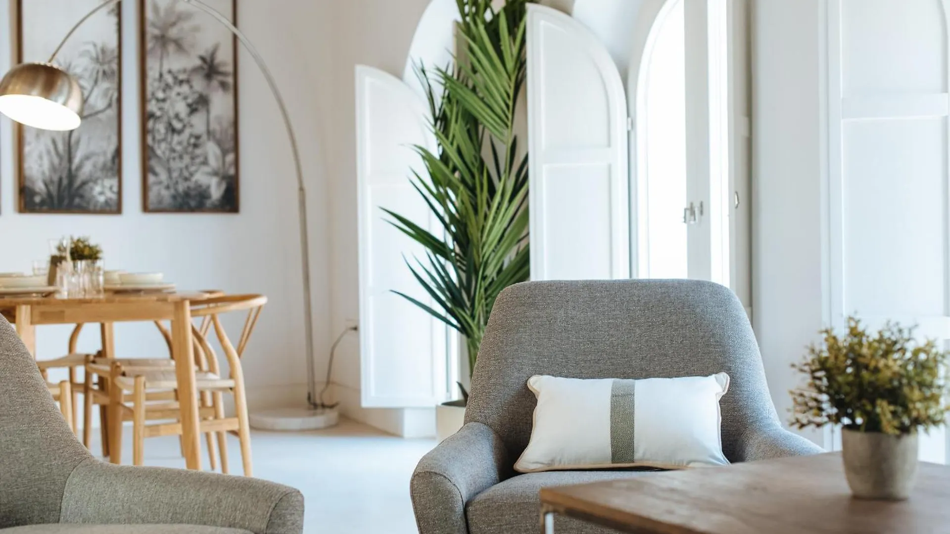 Eva Recommends Castellar Pool & Terrace Apartment Seville Spain