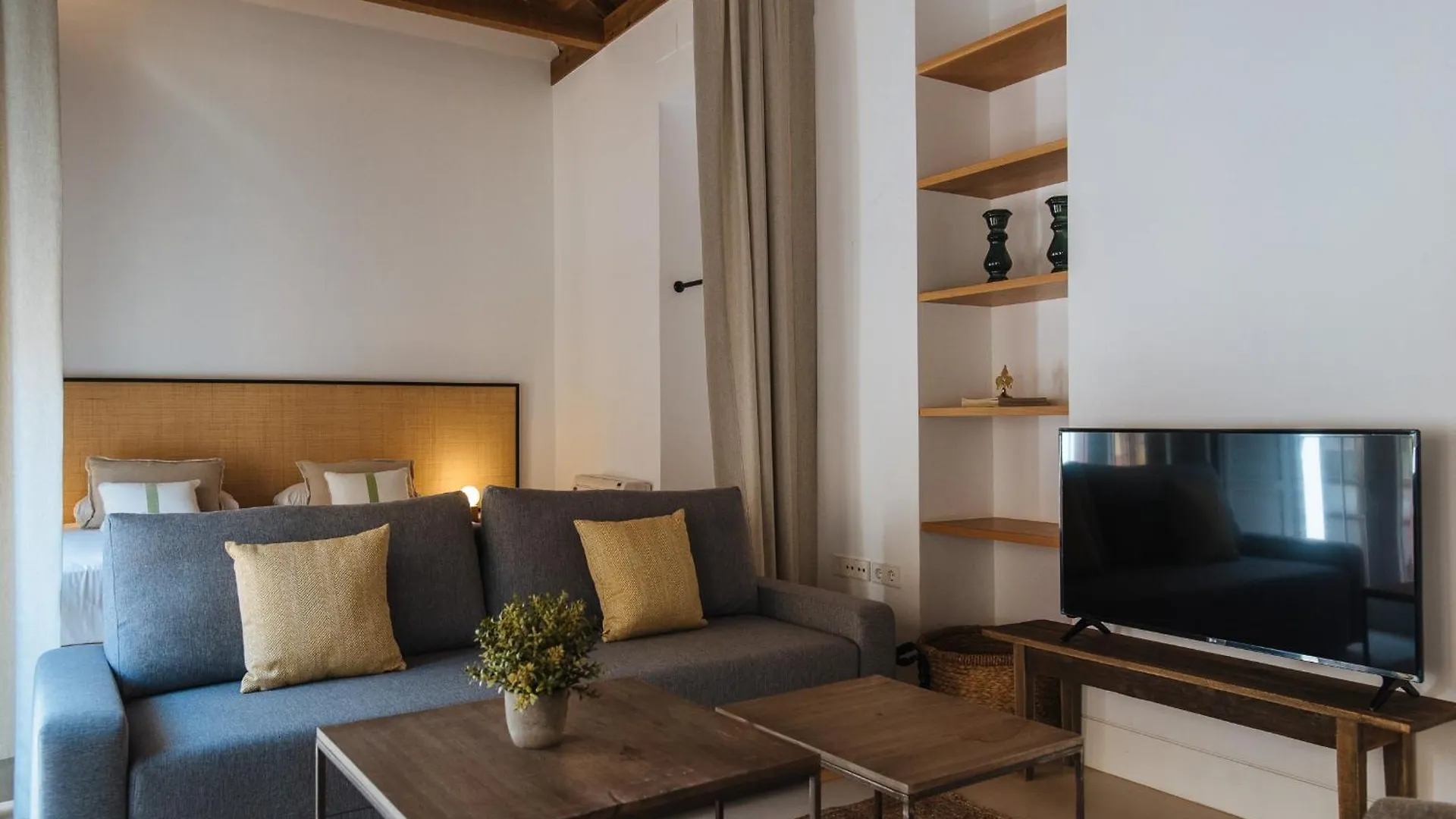 Eva Recommends Castellar Pool & Terrace Appartement Sevilla