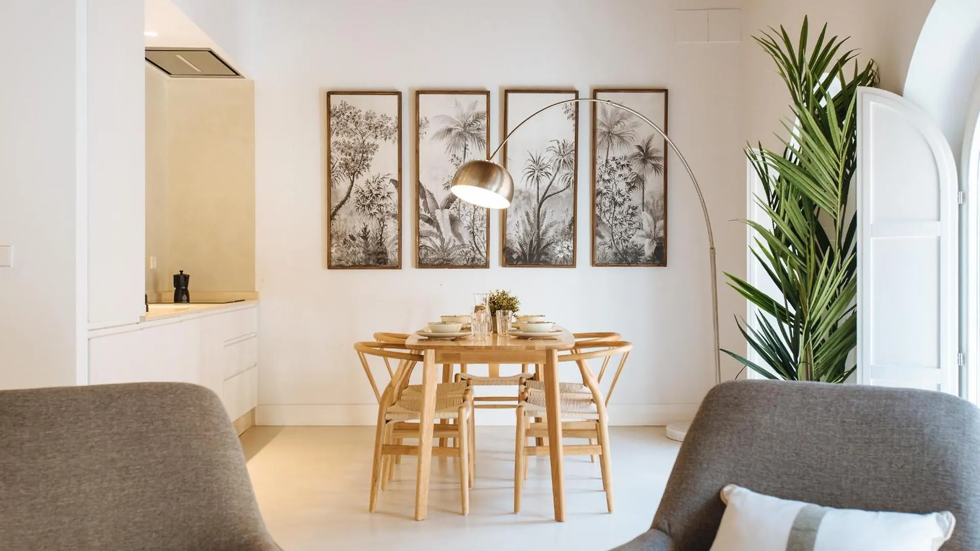 Eva Recommends Castellar Pool & Terrace Apartment Seville 0*,