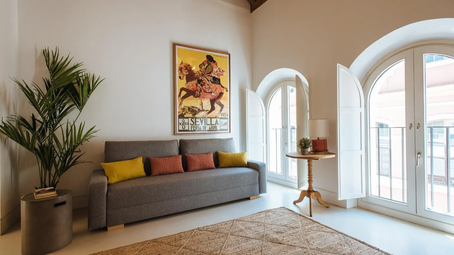 Eva Recommends Castellar Pool & Terrace Apartment Seville