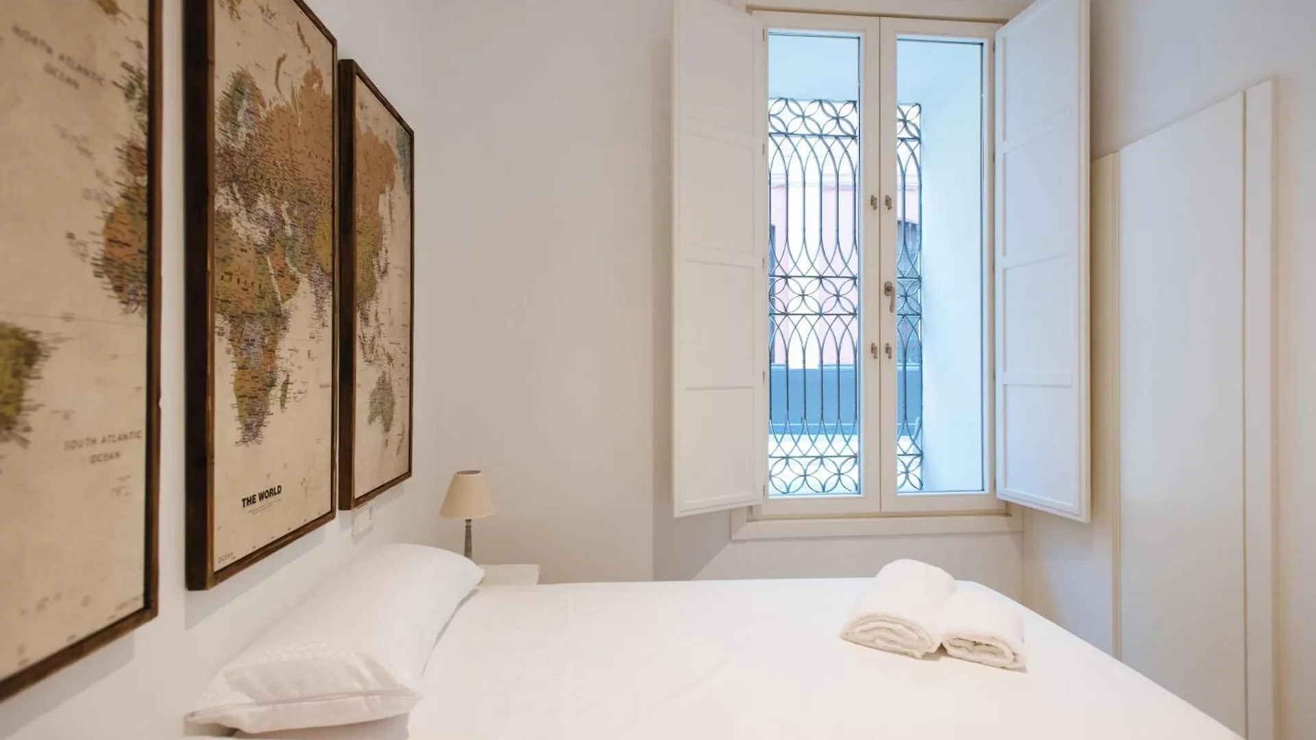 Eva Recommends Castellar Pool & Terrace Apartment Seville