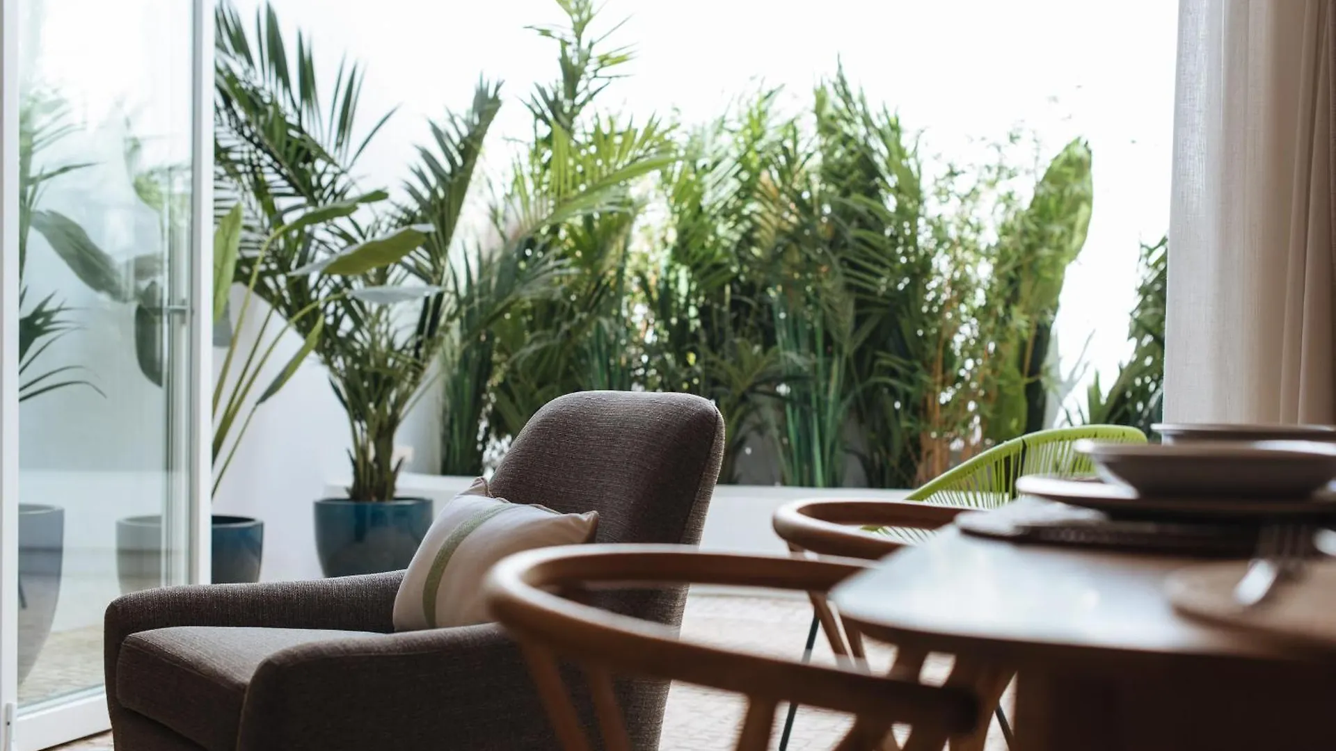 Eva Recommends Castellar Pool & Terrace Apartment Seville